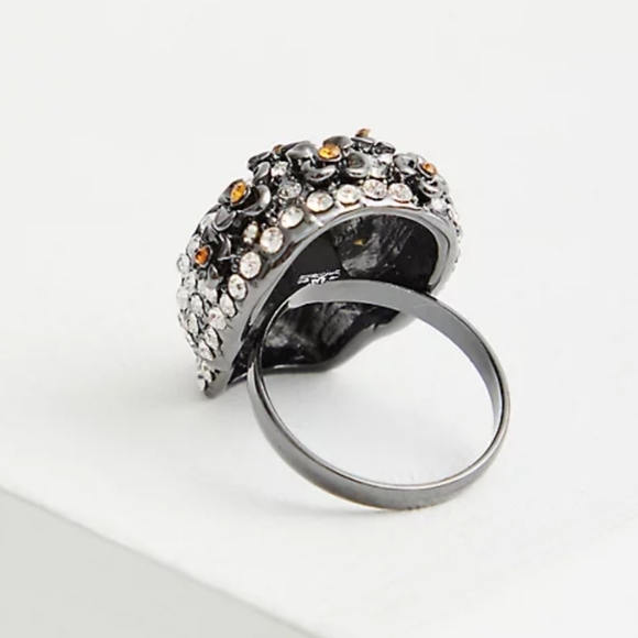 🆕☠️HEMATITE SKULL & RHINESTONE RING☠️ - Picture 2 of 3